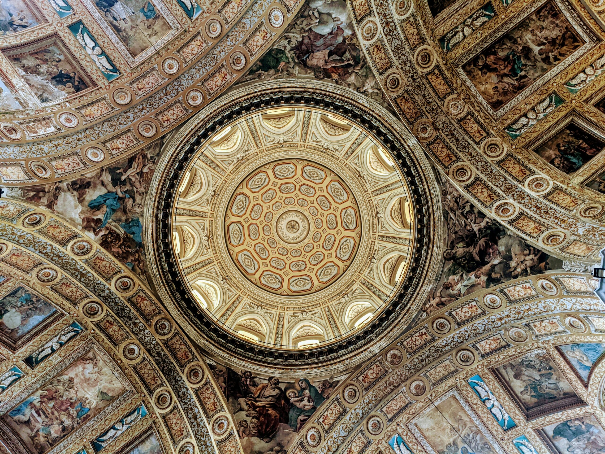 THE DOME OF THE CHURCH OF GESÙ NUOVO